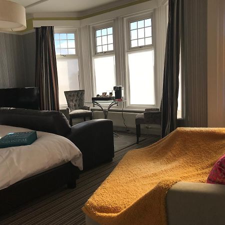 Regency Rooms Littlehampton Bagian luar foto